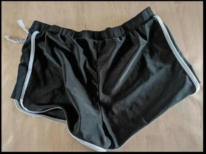 Short de sport léger taille L - photo numéro 2