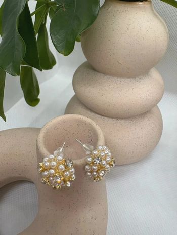 Boucle d'oreille perle classe