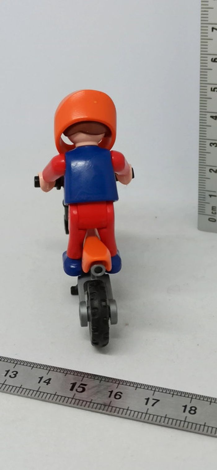 Garçon enfant pilote de motocross orange playmobil - photo numéro 4