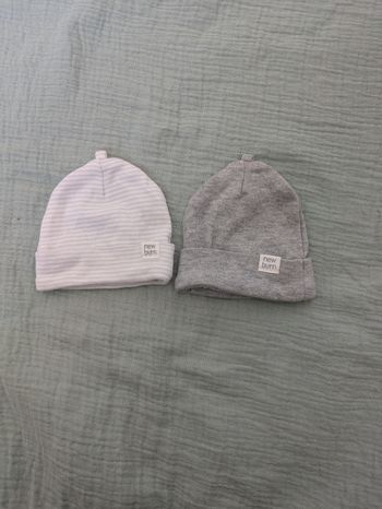 Bonnets de naissance