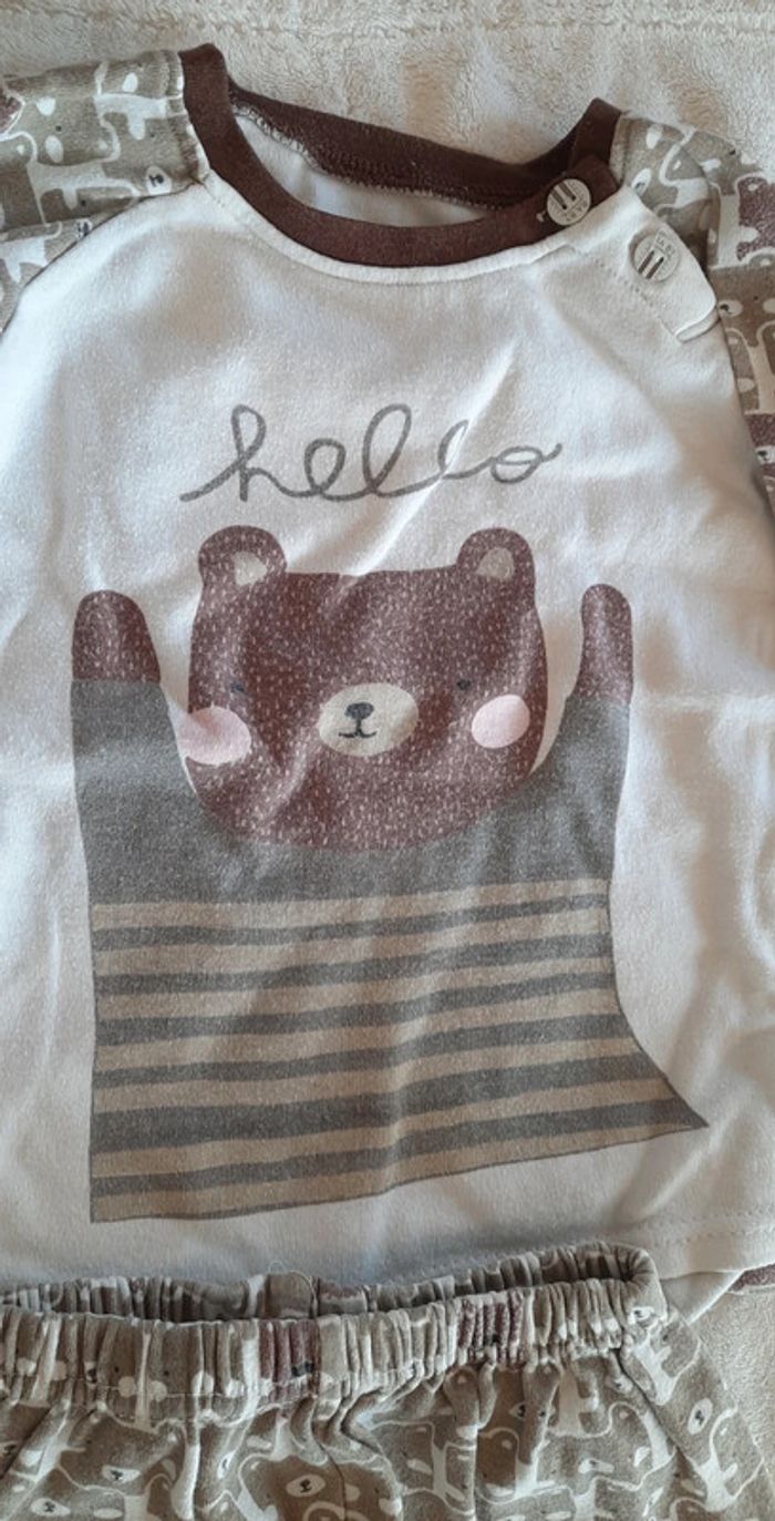 Pyjama 2ans - photo numéro 2