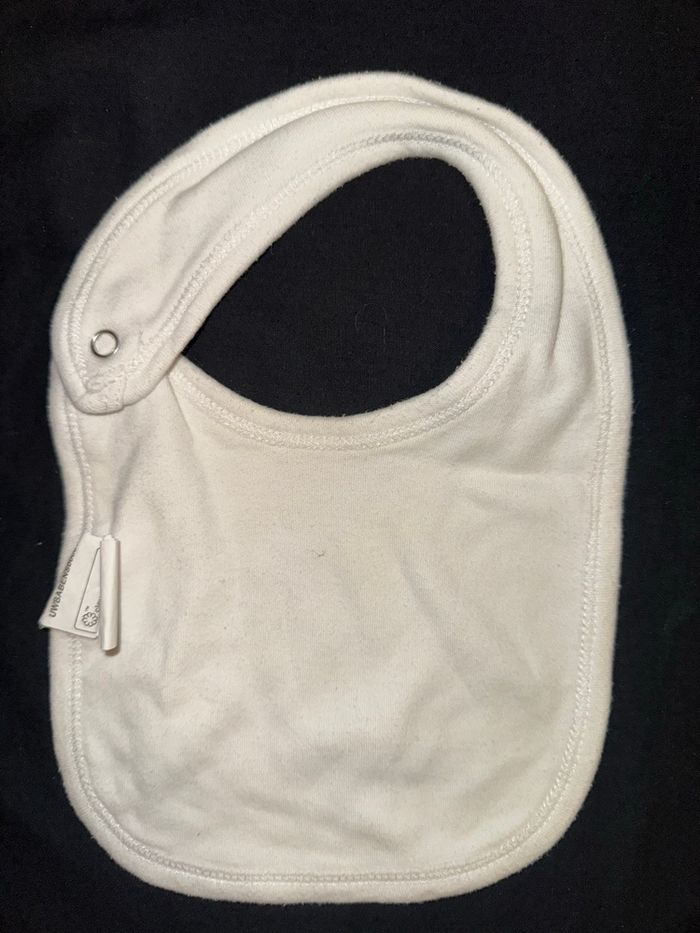 Ensemble Body & bavoir Taille 6mois - photo numéro 6