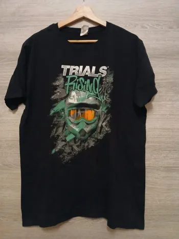 Tee-shirt Trials