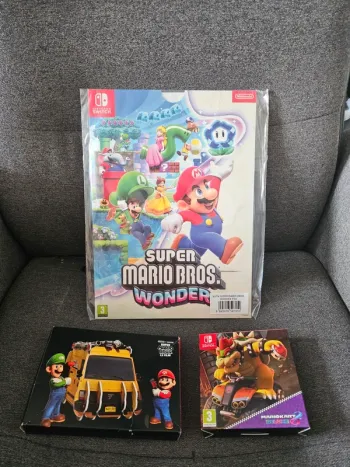 Lot Super Mario