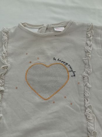 deux hauts beige de Zara 3 mois réf R117 D02