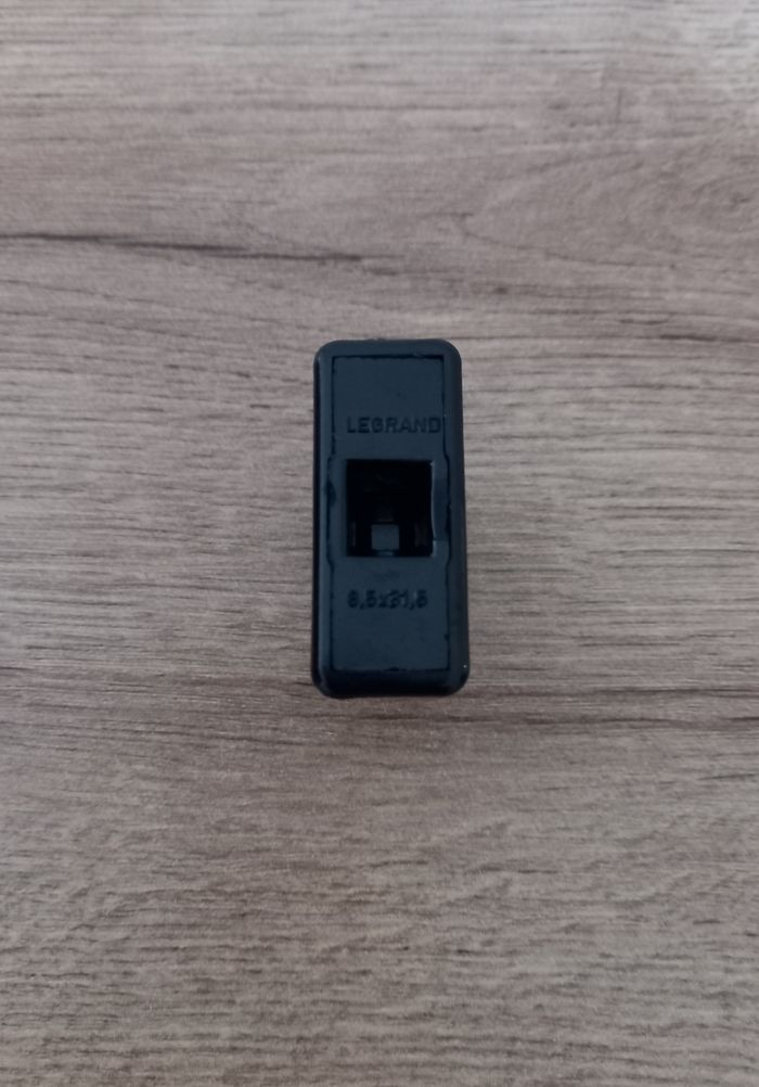 Porte-fusible " Legrand 8,5×31,5 " - photo numéro 4