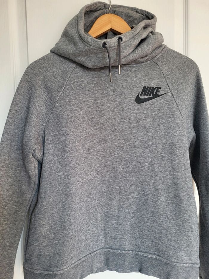 Sweat Nike taille S impeccable prix ferme - photo numéro 2