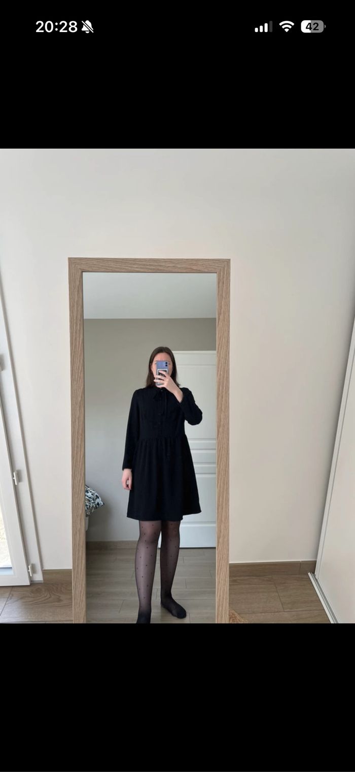 Robe noire - photo numéro 2