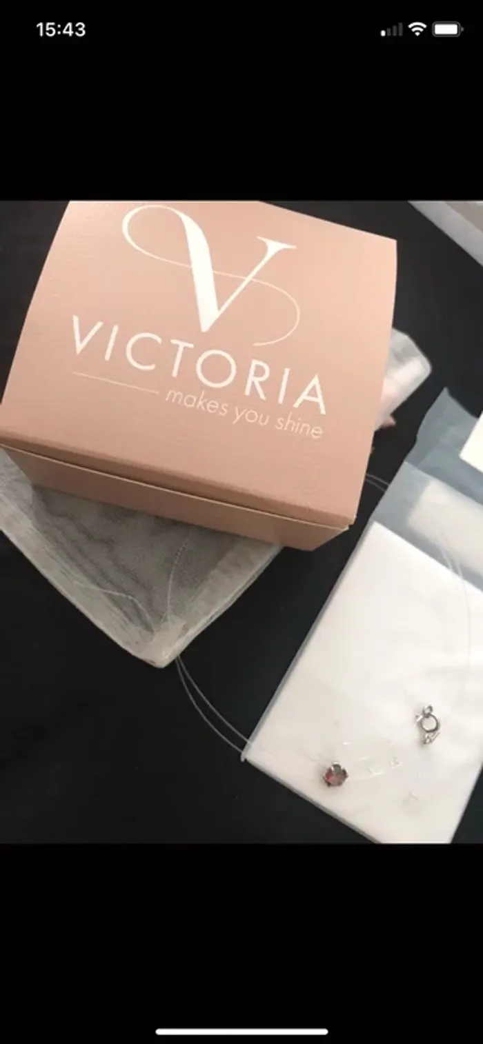 Collier victoria