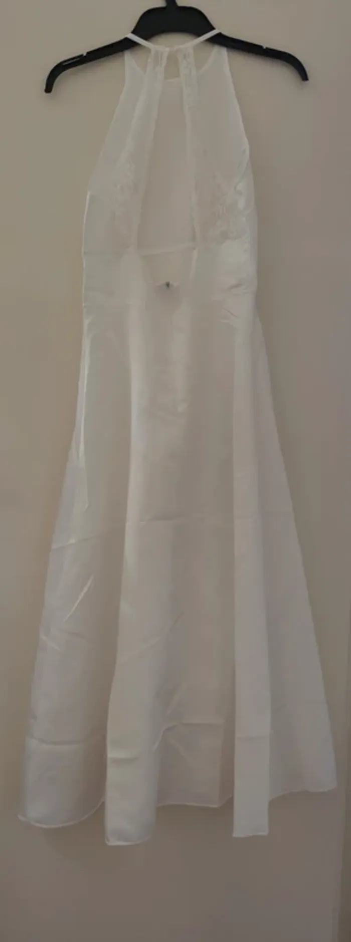 Robe blanche - photo numéro 2