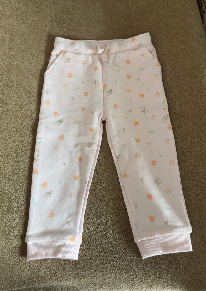 Pantalon fille 18 mois - photo numéro 2