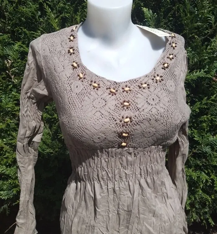 tunique avec broderie sur le devant et effet froissé  taille S Ella collection - polyester et coton - photo numéro 4