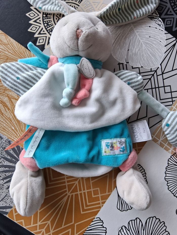 Doudou peluche marionnette lapin neuf - photo numéro 3