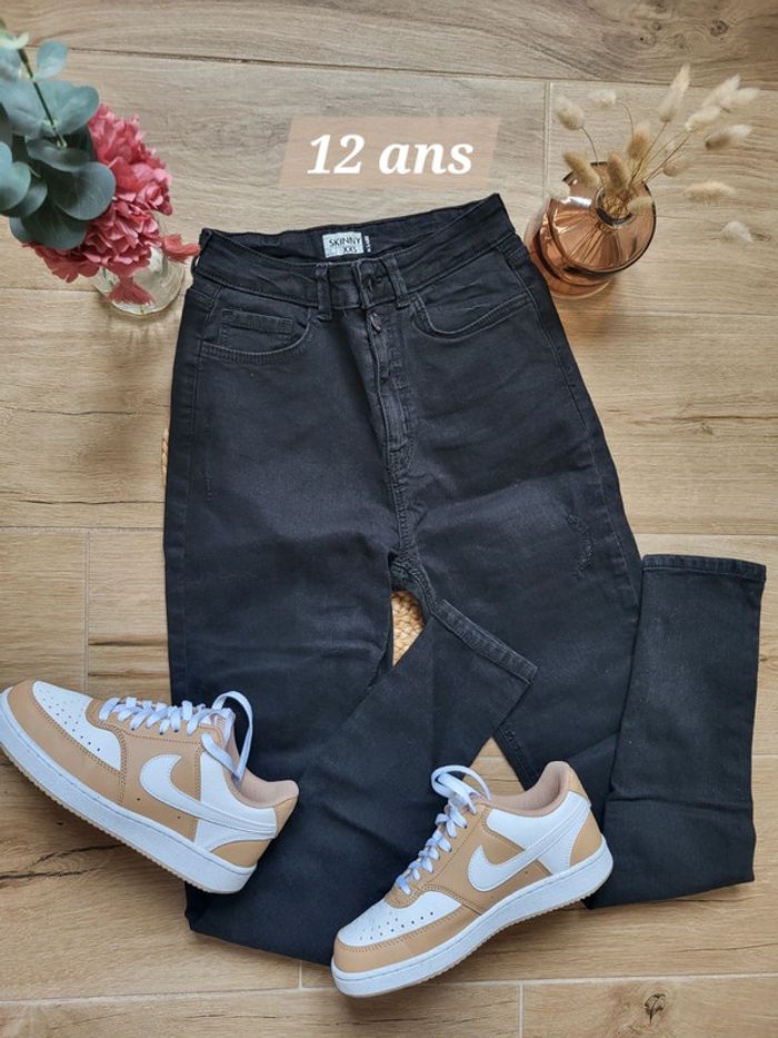 🌸Jean noir effet délavé XXS 12 ans kiabi