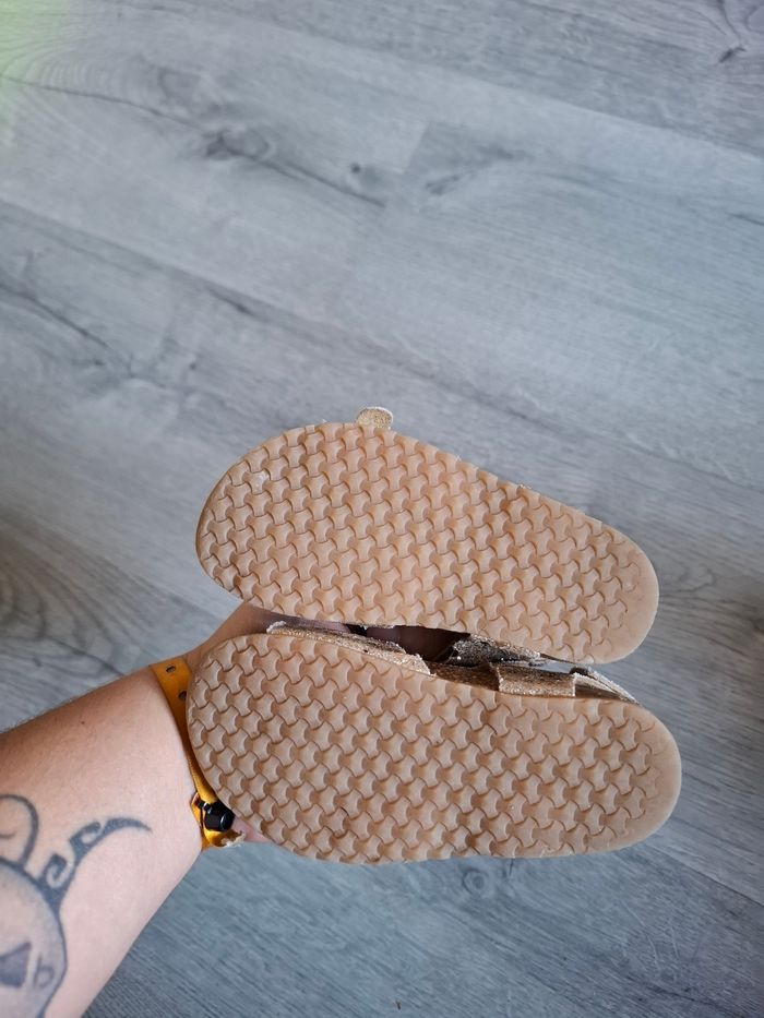 Chaussures d'été - photo numéro 3