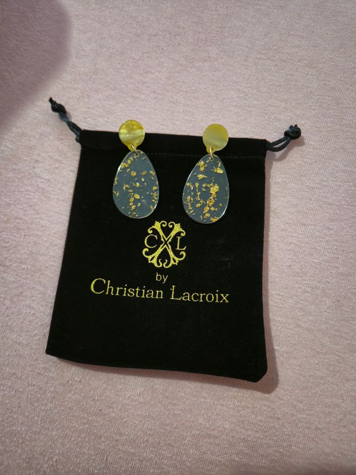 Boucles d'oreilles transparentes et dorées CxL by Christian Lacroix - photo numéro 4