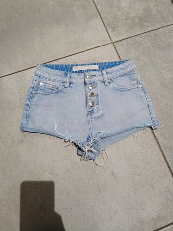 Short jeans