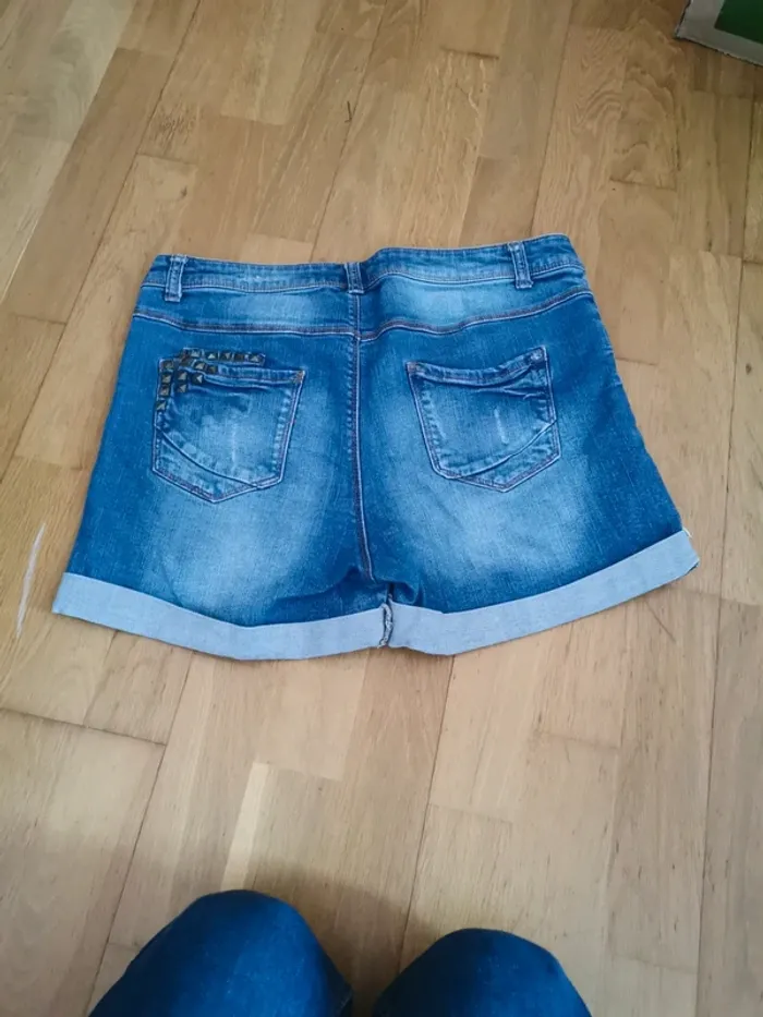 Short en jean Pimkie taille 38 - photo numéro 3