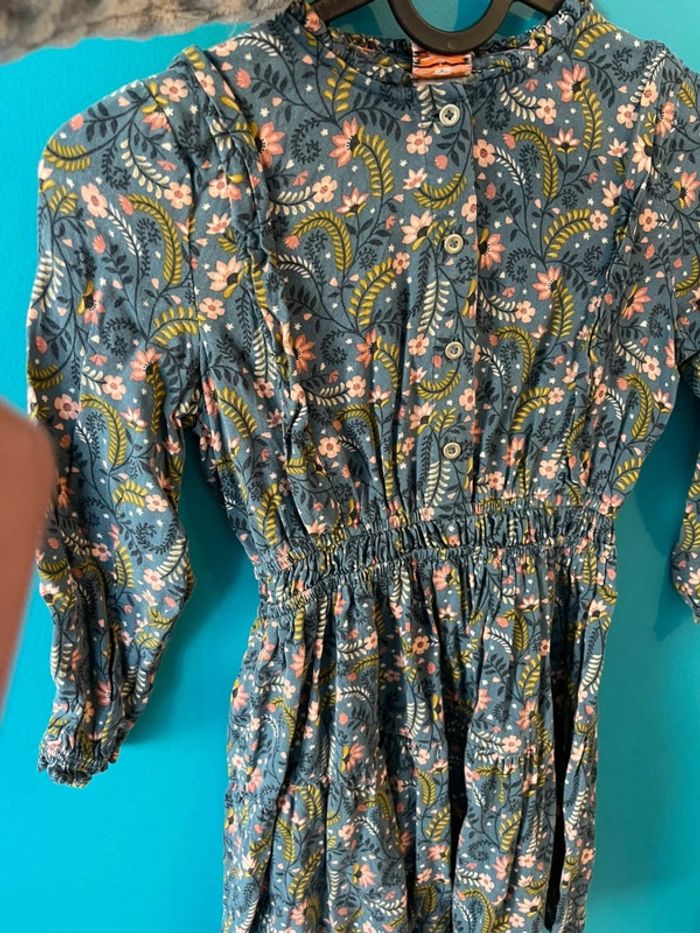 Belle robe 5 ans manches longues tape à l’œil