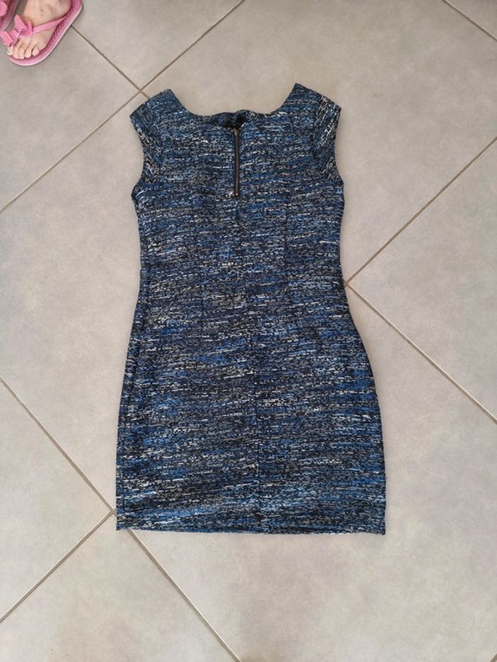 Robe sans manches - photo numéro 2