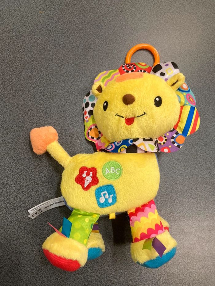 vtech lion d'activités thimothe