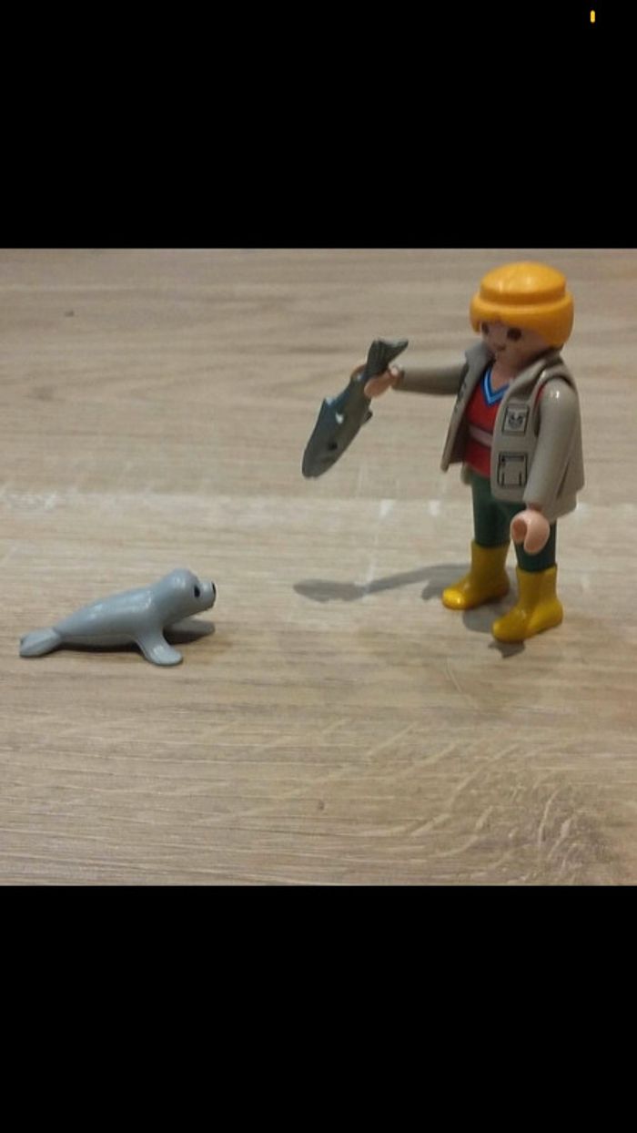 personnage playmobil phoque et poisson