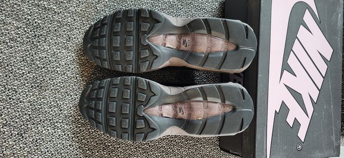 Nike Air Max 95 Sp, À ma maniére 'Black Violet Ore' - Taille 44,5 - photo numéro 4