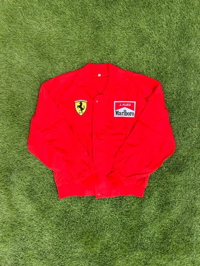 Veste Ferrari x Marlboro - photo numéro 13