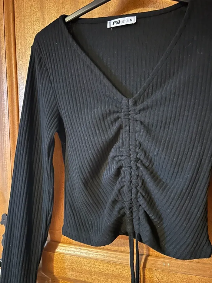 Tes shirt noir - photo numéro 2
