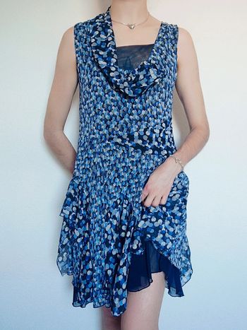 Robe asymétrique pois volant bleu vintage 🇫🇷 Fun Kiwi II - 40/L