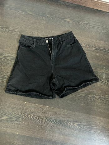 Short Primark taille 42 en jean noir 