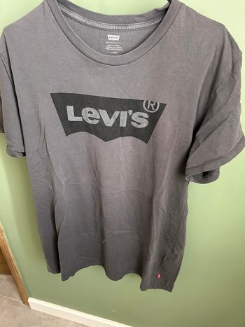 T’shirt Levis