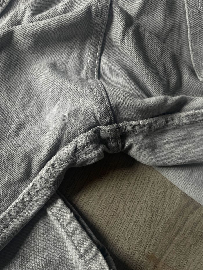 Jean Levi’s 501 gris femme – Taille 36/30 (46FR) - photo numéro 4