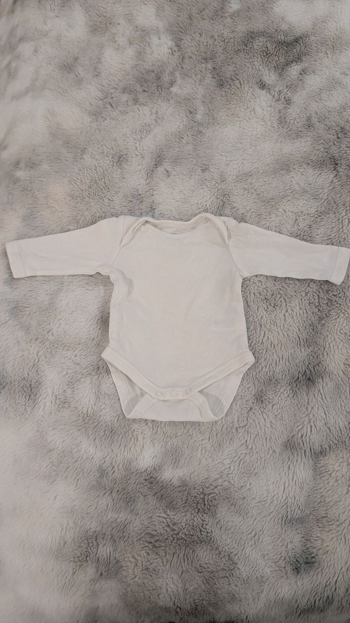 Body C&A taille 1 mois