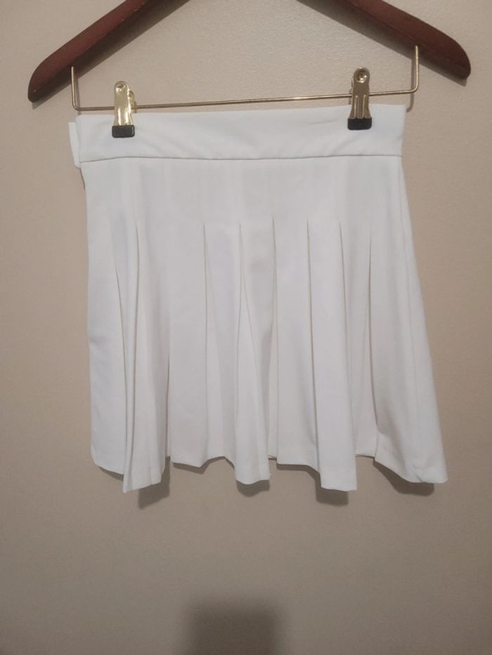 Mini jupe bershka Taille S - photo numéro 2