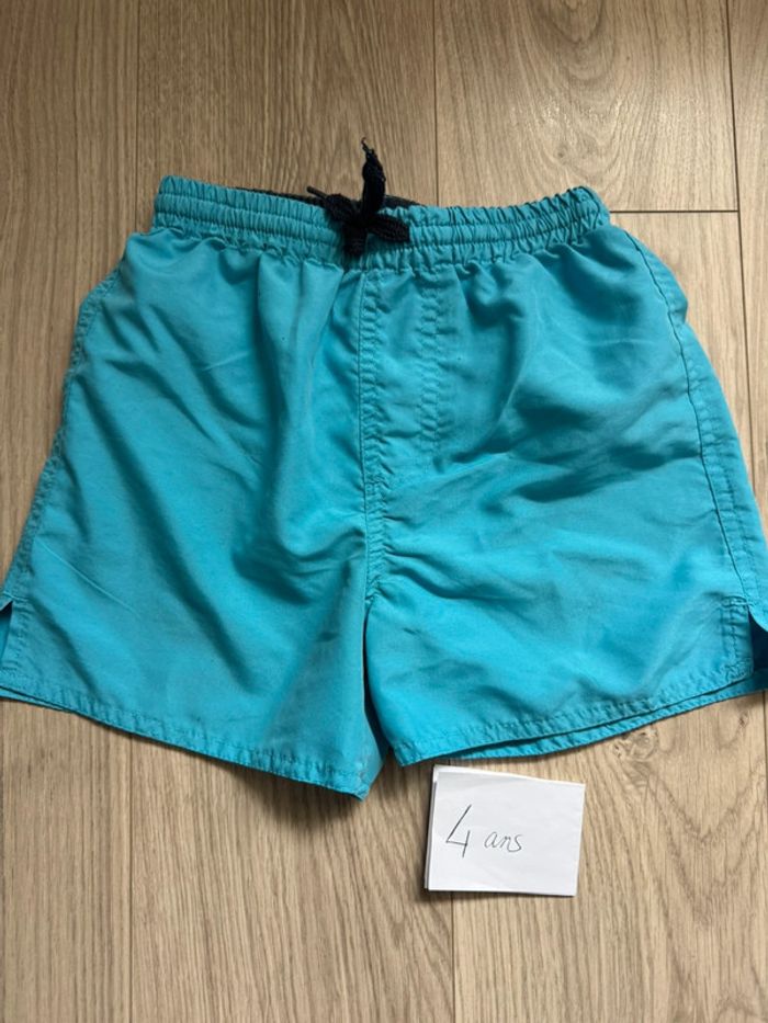 Short de bain 4ans