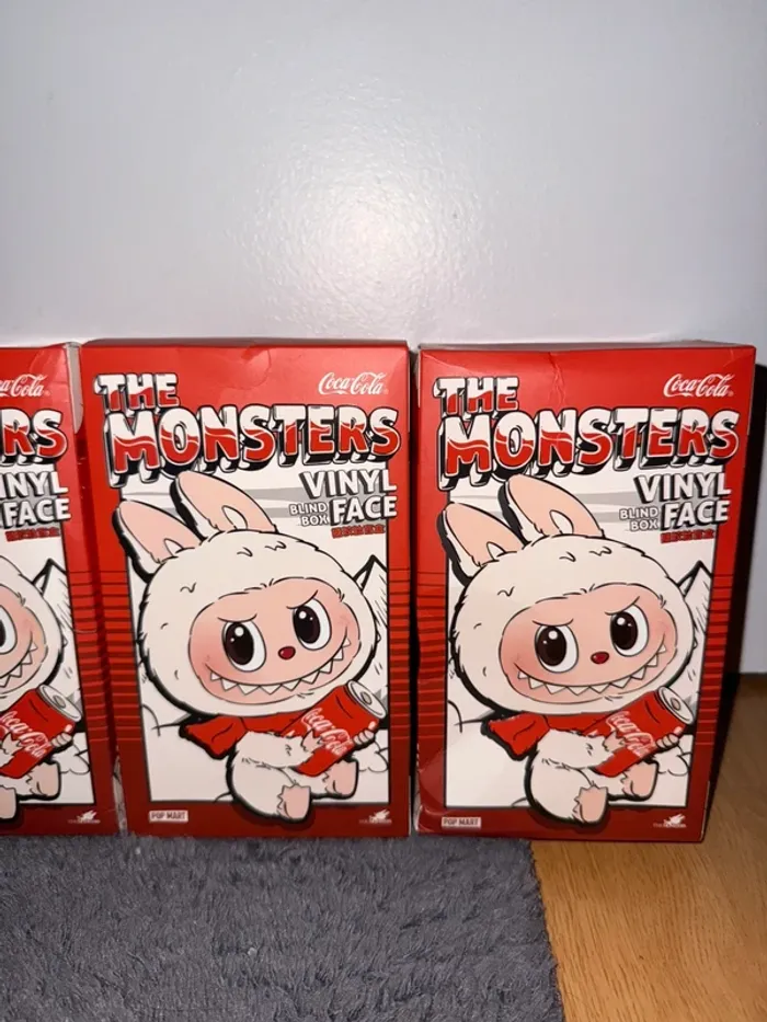 Lot de Pop Mart Labubu The monsters Vinyl Face Coca cola - photo numéro 2