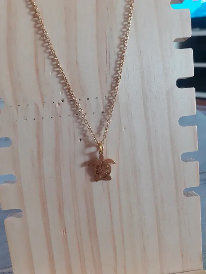 Collier tortue dorée - photo numéro 2