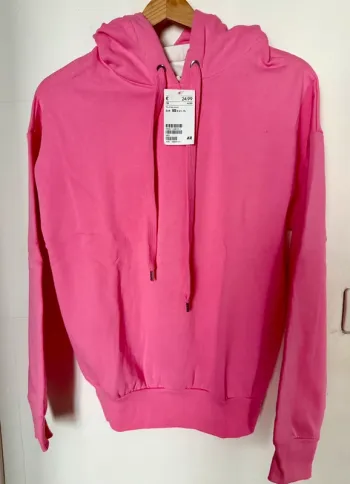 Hoodie sweat a capuche H&M neuf avec etiquette
