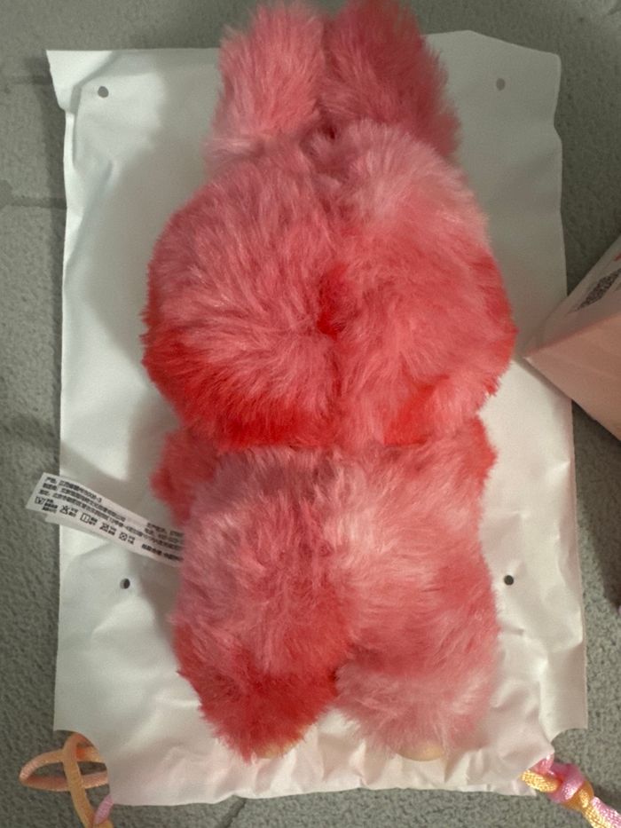 Labubu Big into Energy - LOVE - photo numéro 2