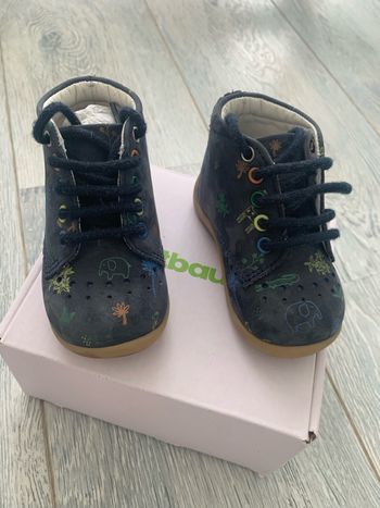 Bottines de marche Vertbaudet pointure 18