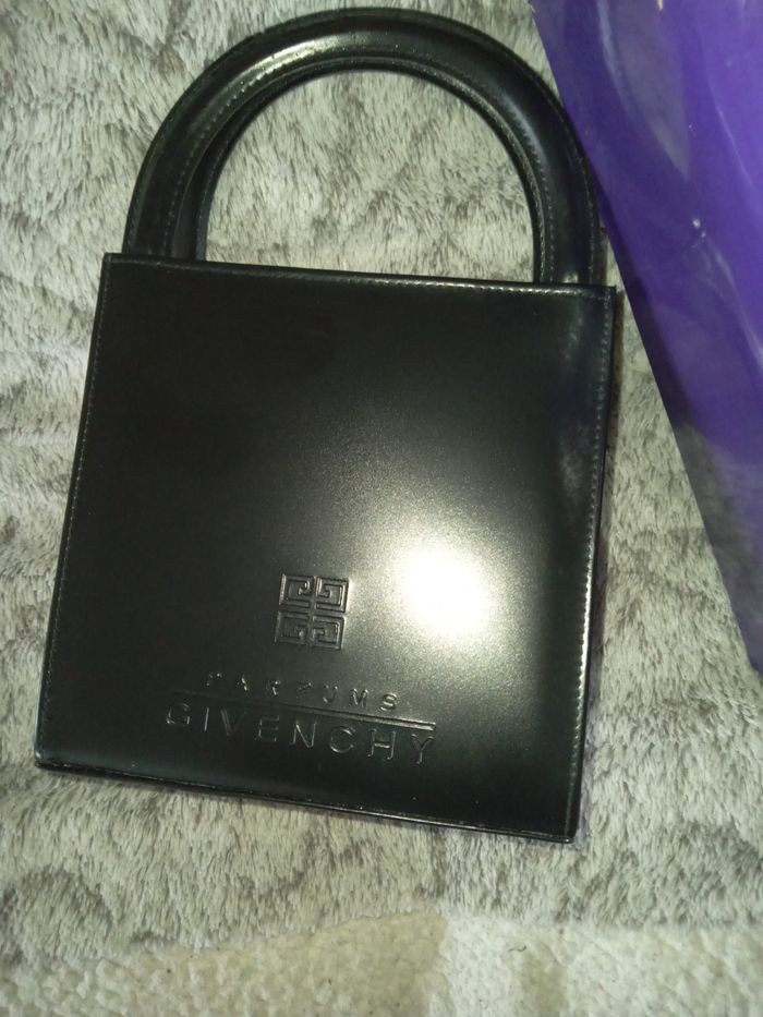 Sac givenchy - photo numéro 2
