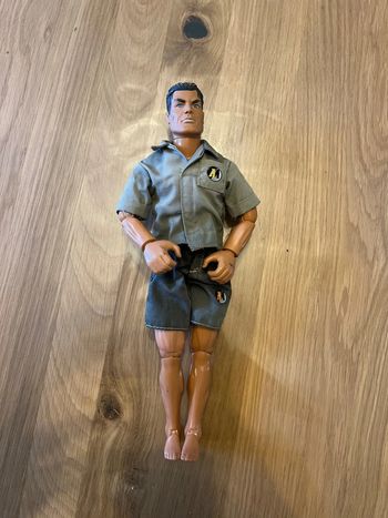 Figurine