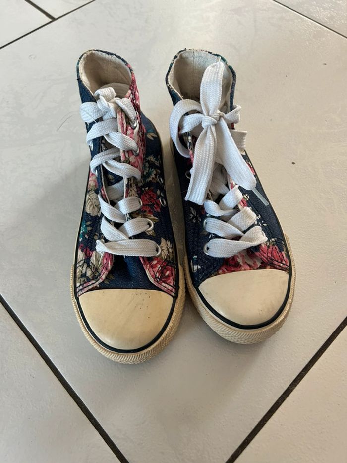Chaussures en jean neuve
