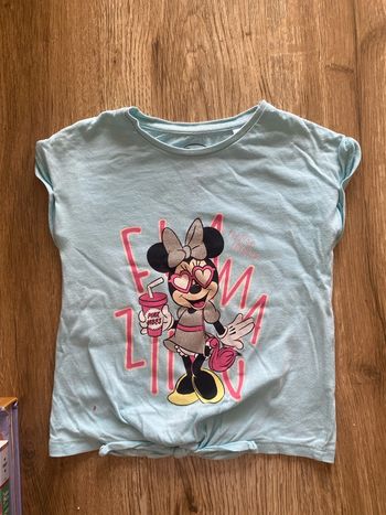 T-shirt minnie taille 3 ans
