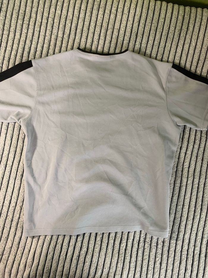 T-shirt puma taille 12 ans. - photo numéro 2