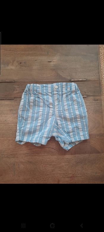 Short bébé