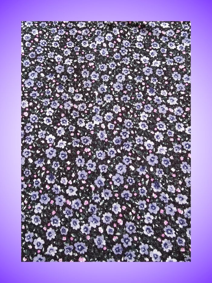 Crop Top Lulu Castagnette – Imprimé Fleuri / Liberty – Encolure Dégagée – Noir & Violet – Taille 42 XL – Très Bon État - photo numéro 3