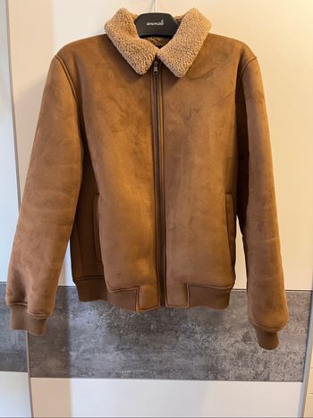 Veste en suédine doublé effet moutonné