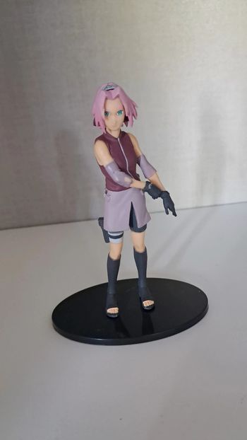 Figurine sakura